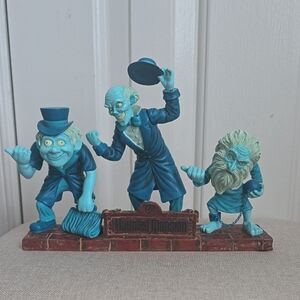 RETIRED Disney Parks Haunted Mansion Hitchiking Ghosts Bobblehead figurine